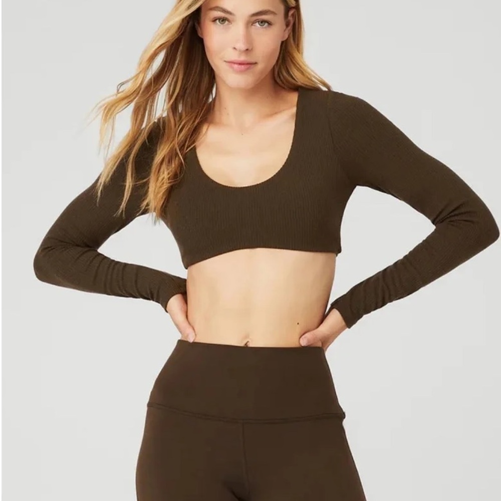 Alo Yoga Ribbed Defined Long Sleeve Bra Crop Top‎ in Espresso Brown